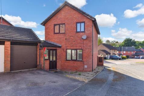 Gresham Drive, Northampton NN4 3 bed link detached house for sale