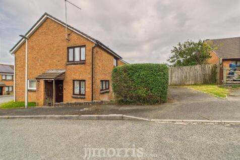 1 bedroom semi-detached house for sale