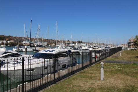 Medina View, East Cowes PO32 2 bed apartment for sale