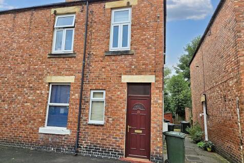 Prior Terrace, Hexham... 2 bed ground floor flat for sale