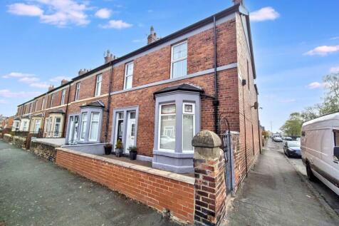 Pine Street, Jarrow, Tyne and Wear... 2 bed flat for sale