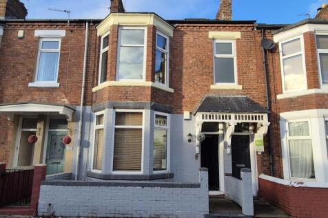 St. Vincent Street, South Shields... 2 bed ground floor flat for sale