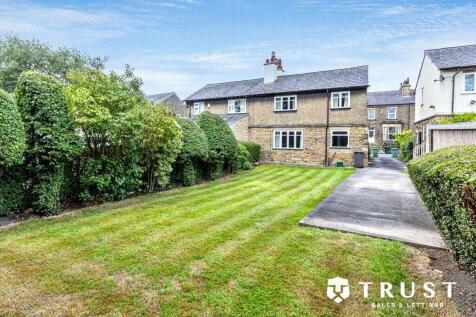 Knowl Road, Mirfield, West Yorkshire... 3 bed semi