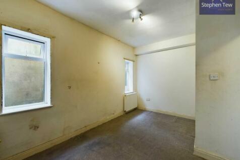 1 bedroom property for sale