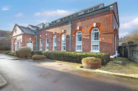 4 Woolwich Manor Way, ., London... 2 bed flat for sale