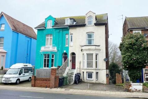 55 Waverley Road, Southsea... 1 bed flat for sale