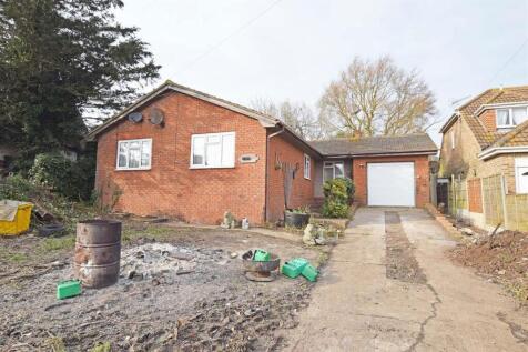 Sea Approach, Warden, Sheerness... 4 bed bungalow for sale