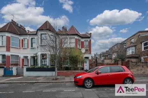 2 Kirkstall Avenue, London, ., N17 6PH 2 bed flat for sale