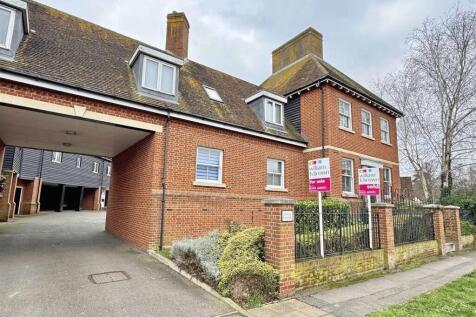 Church Street, Braintree, Essex, CM7 5GW 2 bed apartment for sale