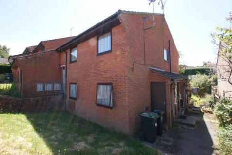 Erica Drive, Wimborne, Dorset, BH21 3TQ 2 bed apartment for sale