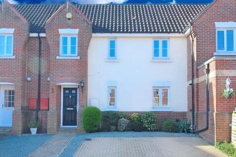 Stanley Rise, Springfield... 3 bed terraced house for sale