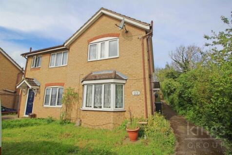 Allwood Road, Cheshunt, Waltham Cross 3 bed semi
