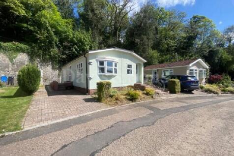 Woodlands Park, Pontypool... 2 bed park home for sale