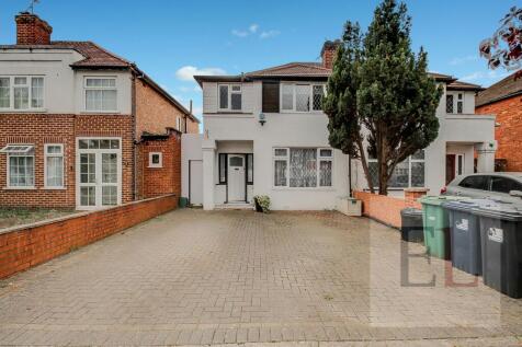 Conway Crescent, Greenford... 3 bed semi