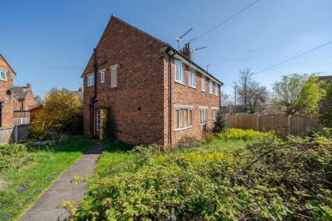 Queens Gardens, Tadcaster, North... 2 bed apartment for sale