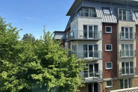 Winterthur Way, Basingstoke... 1 bed apartment for sale