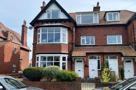 13 Holbeck Road, Scarborough, North... 2 bed apartment for sale