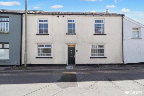Main Road, Pontypridd CF38 3 bed terraced house for sale