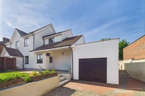 Kingsbury Road, London, NW9 0RR 7 bed detached house for sale