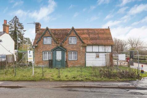 High Street, Milton, Abingdon... 2 bed detached bungalow for sale