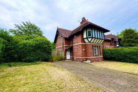 Knowsley Lane, Knowsley, Prescot... 3 bed house for sale