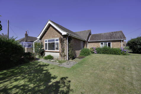 Grimston Lane, Trimley St. Martin... 3 bed detached bungalow for sale