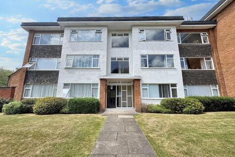 Garrard Gardens, Sutton Coldfield B73 2 bed flat for sale