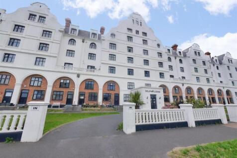 Grand Avenue, Worthing, West Sussex... 1 bed apartment for sale