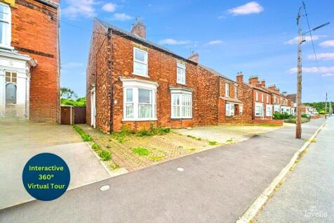 Westfield Road, North Lincolnshire DN18 3 bed semi
