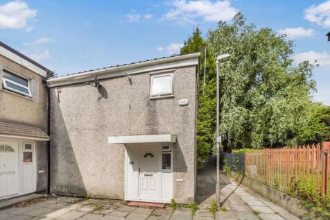 Enstone, Skelmersdale, Lancashire... 3 bed end of terrace house for sale