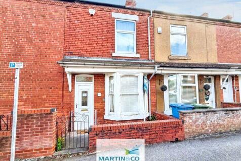 Central Avenue, Worksop... 2 bed terraced house for sale