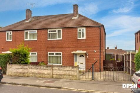 Whincover Gardens, Leeds, West... 3 bed semi