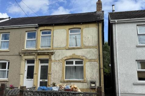 Tirycoed Road, Glanamman, Ammanford... 3 bed semi