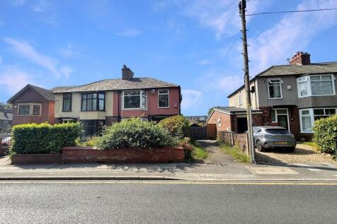 Chapeltown Road, Bromley Cross... 3 bed semi