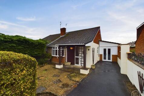 Thompson Road, Bristol, Bristol, BS14... 2 bed semi
