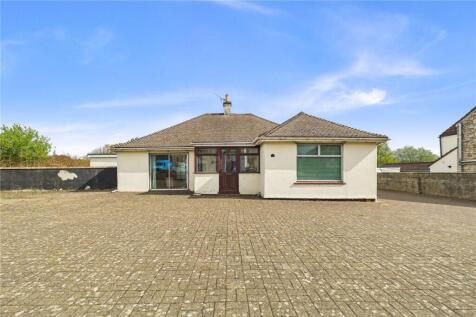 Charlton Road, Midsomer Norton... 4 bed bungalow for sale