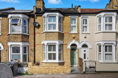 Hartington Road, Walthamstow, London... 4 bed terraced house for sale