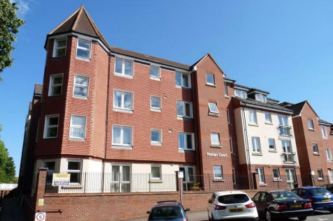 Central Edenbridge 2 bed retirement property for sale