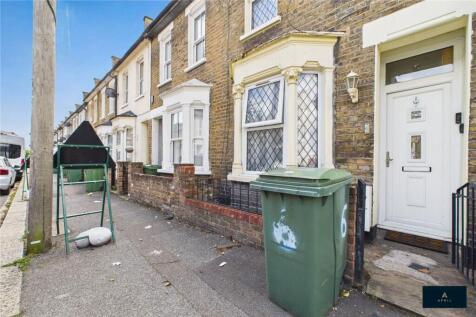 Tavistock Road, Stratford, London... 2 bed terraced house for sale