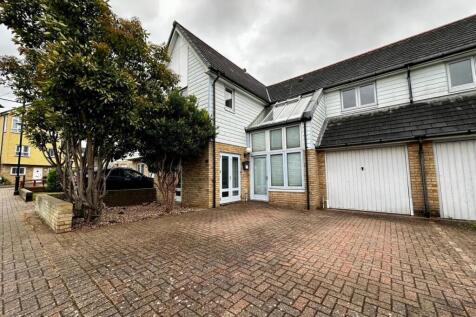 St. Marys Island, Chatham ME4 4 bed terraced house for sale