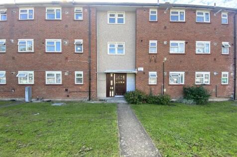 Brabazon Road, Hounslow, Middlesex... Studio for sale