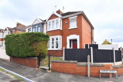 Deirdre Avenue, ., Widnes, Cheshire... 3 bed semi