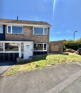 Gibson Road, Paignton, Devon, TQ4 7LT 4 bed semi
