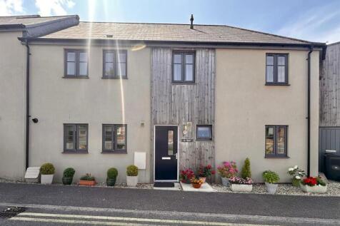 Perreyman Square, Tiverton, Devon... 2 bed apartment for sale