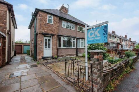 Eastlands Grove, Stafford... 3 bed semi