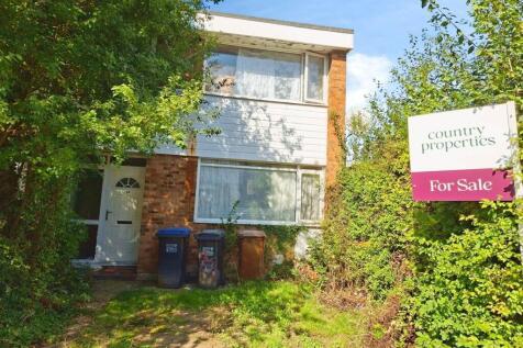 Wood Close, Hatfield, Hertfordshire... 3 bed townhouse for sale