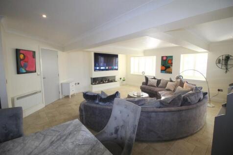 Elizabeth Court, Lytham St. Annes... 2 bed apartment for sale