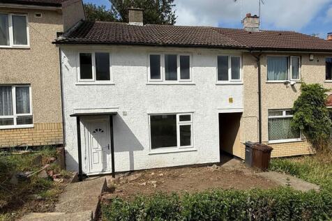 4 bedroom terraced house for sale