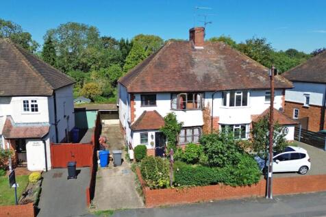 Courthouse Road, Maidenhead... 3 bed semi