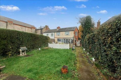 Heanor Road, Ilkeston, Derbyshire... 2 bed semi